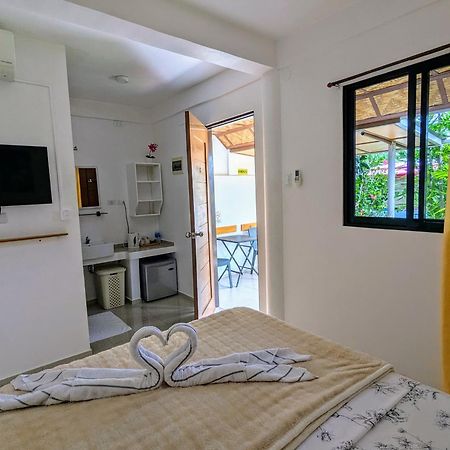 Astillo'S Guest Houses Моалбоал Екстериор снимка