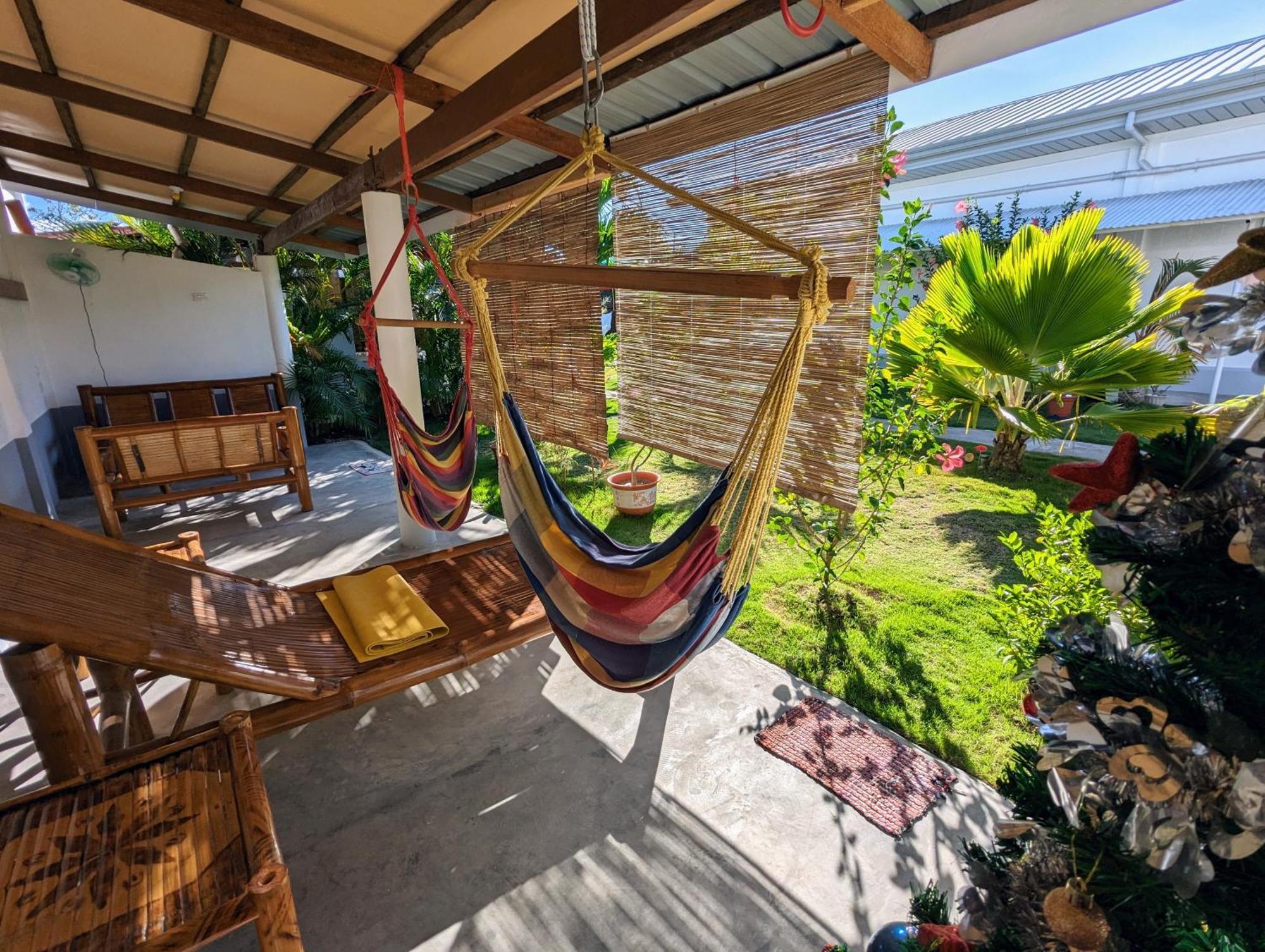 Astillo'S Guest Houses Моалбоал Екстериор снимка