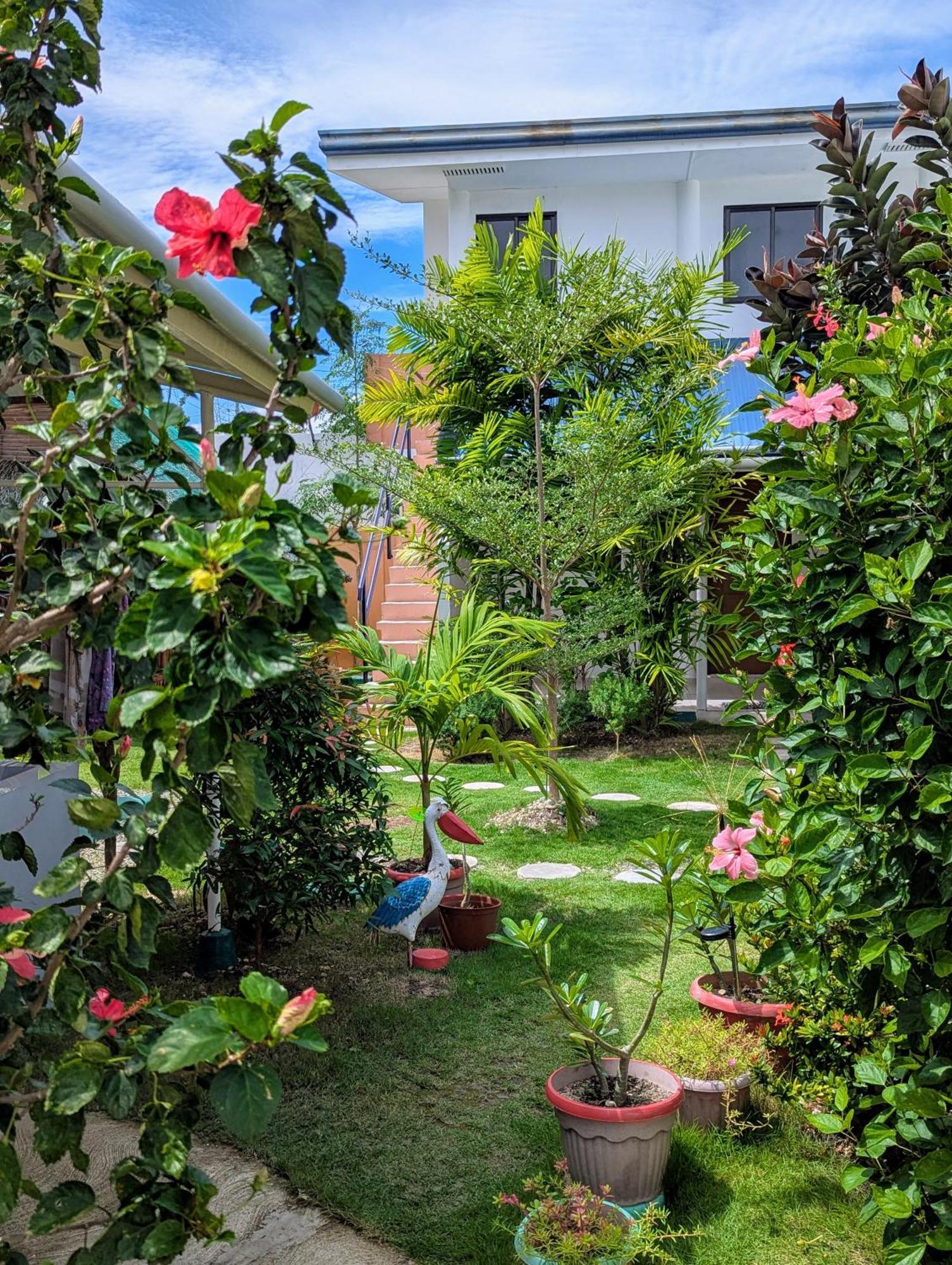 Astillo'S Guest Houses Моалбоал Екстериор снимка
