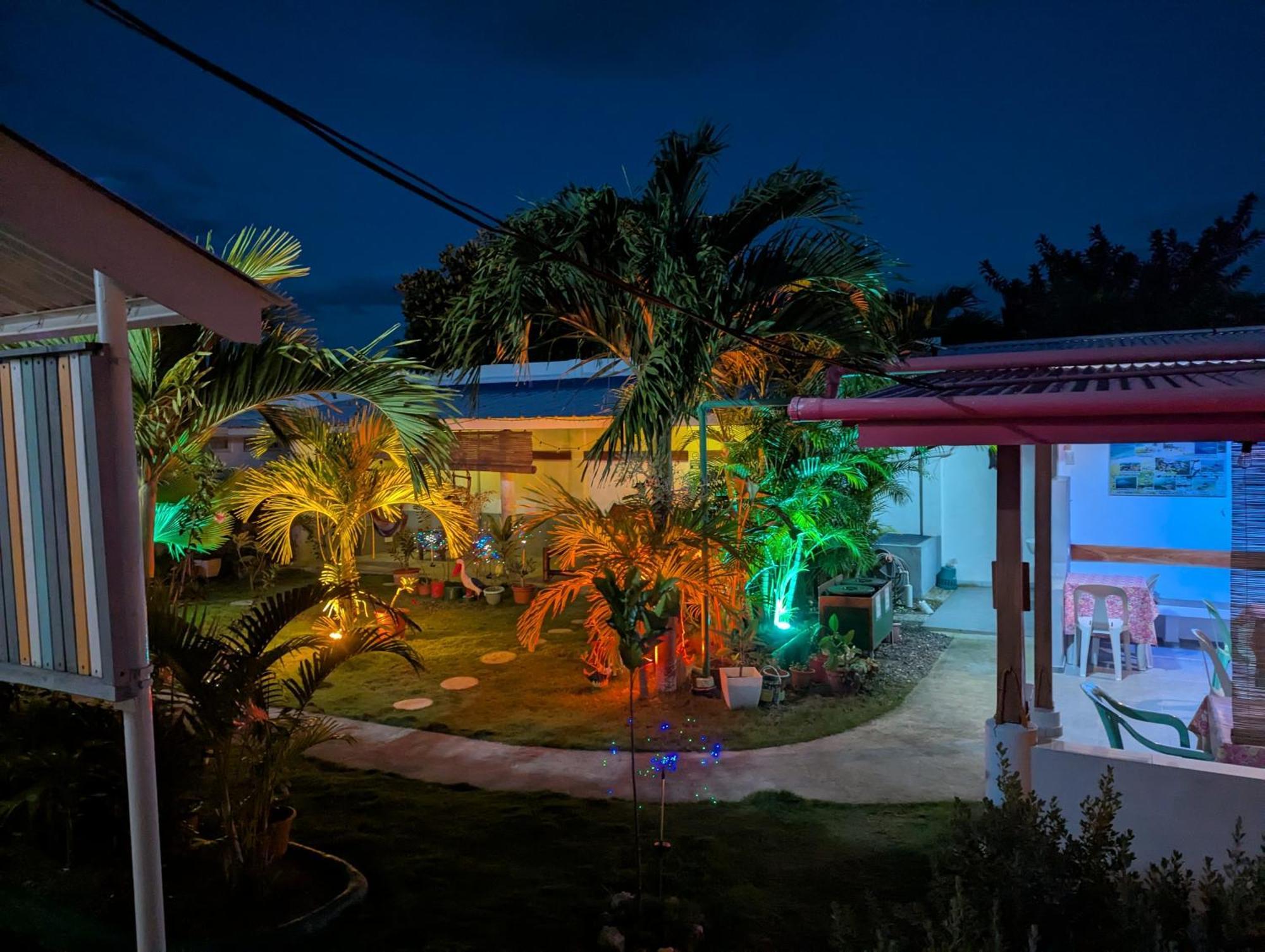 Astillo'S Guest Houses Моалбоал Стая снимка